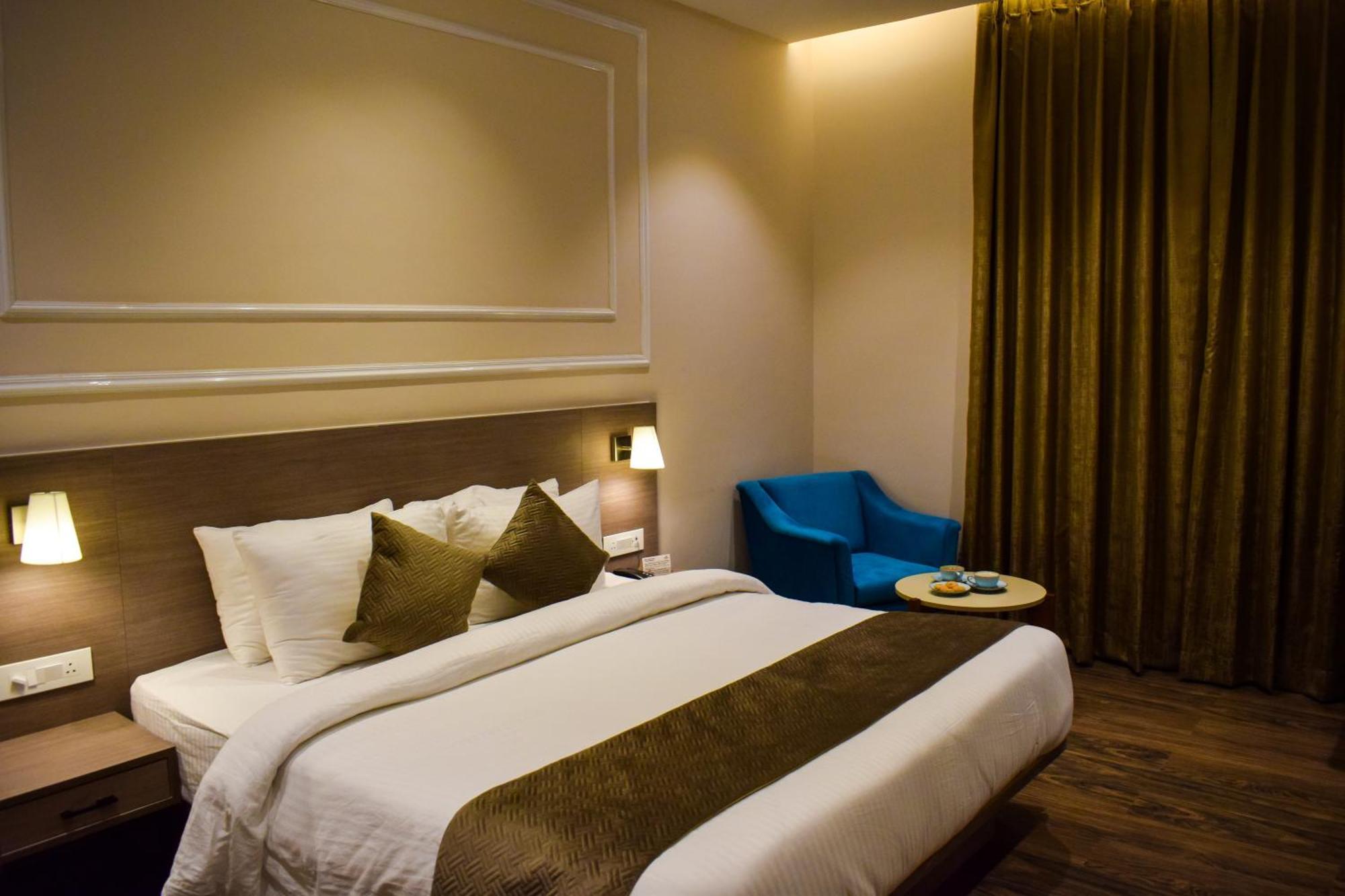 Pride Hotel And Resort リシケーシュ エクステリア 写真
